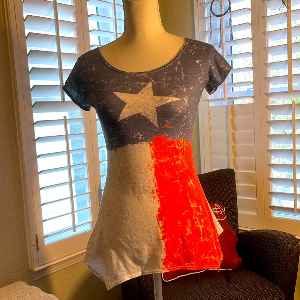 IFSE Texas Tee in Women’s Size Small